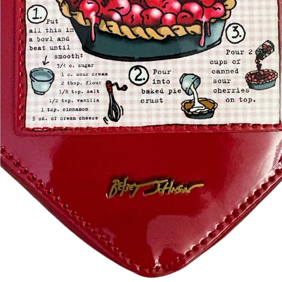 🍒NEW!🍒 Betsey Johnson Cherry Pie Crossbody Bag - Picture 4 of 6